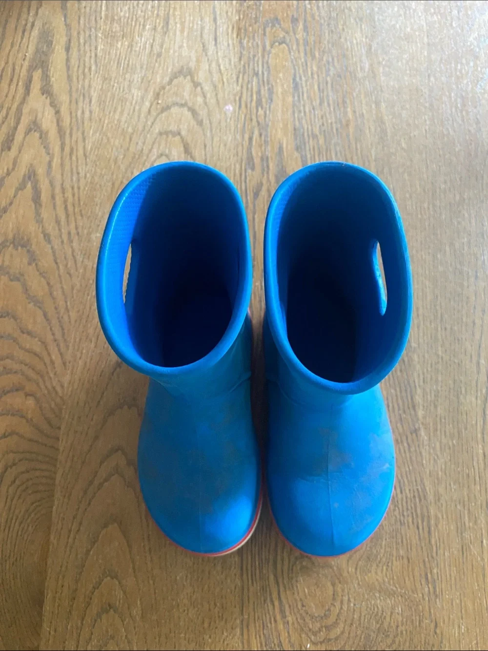 CROCS bright blue